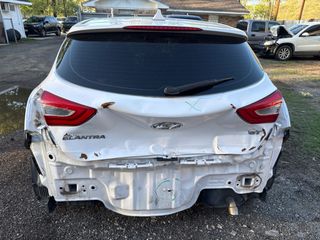 2014 Hyundai Elantra GT Base w/Blue - Exterior Rear Center Image